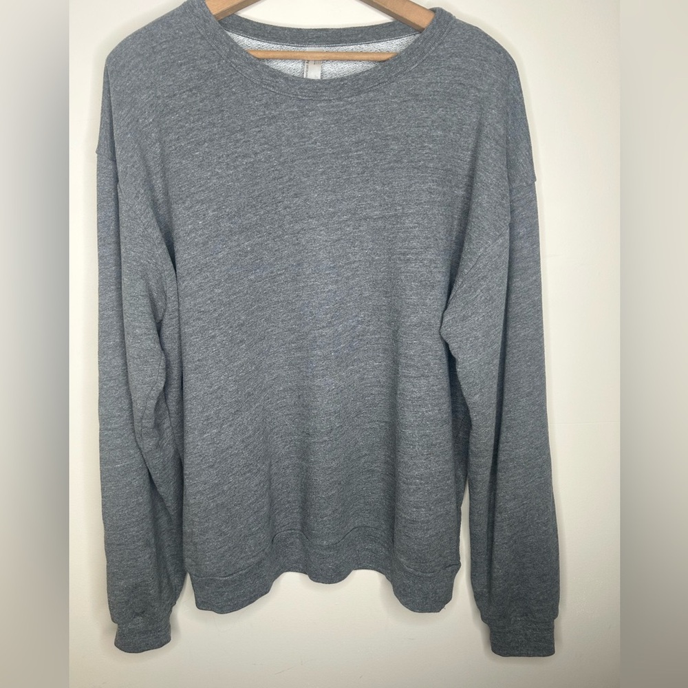 American Apparel Perfect Gray Sweatshirt Fits like Men’s Large (but says Small)